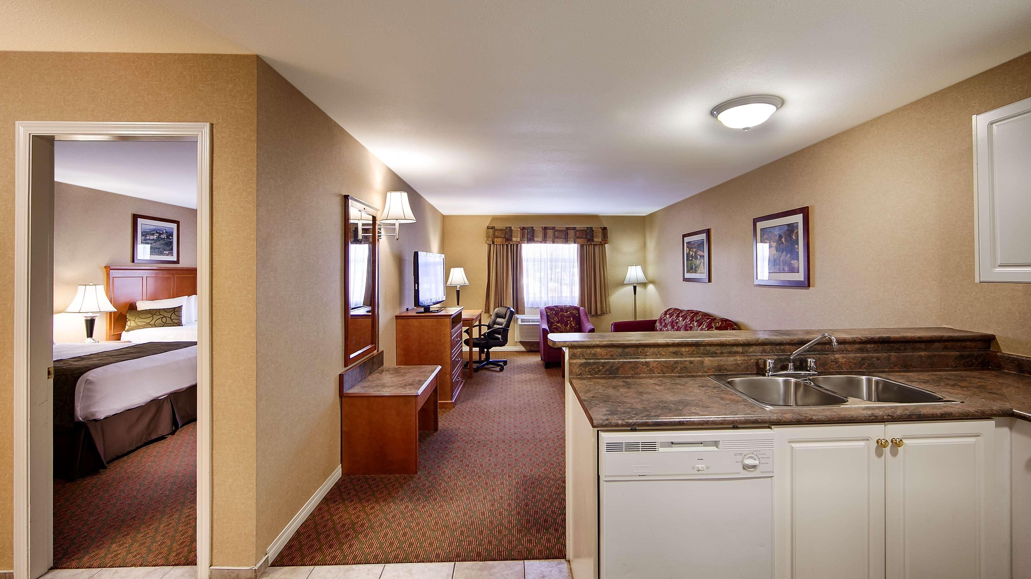 Best Western Plus Osoyoos Hotel & Suites Екстер'єр фото