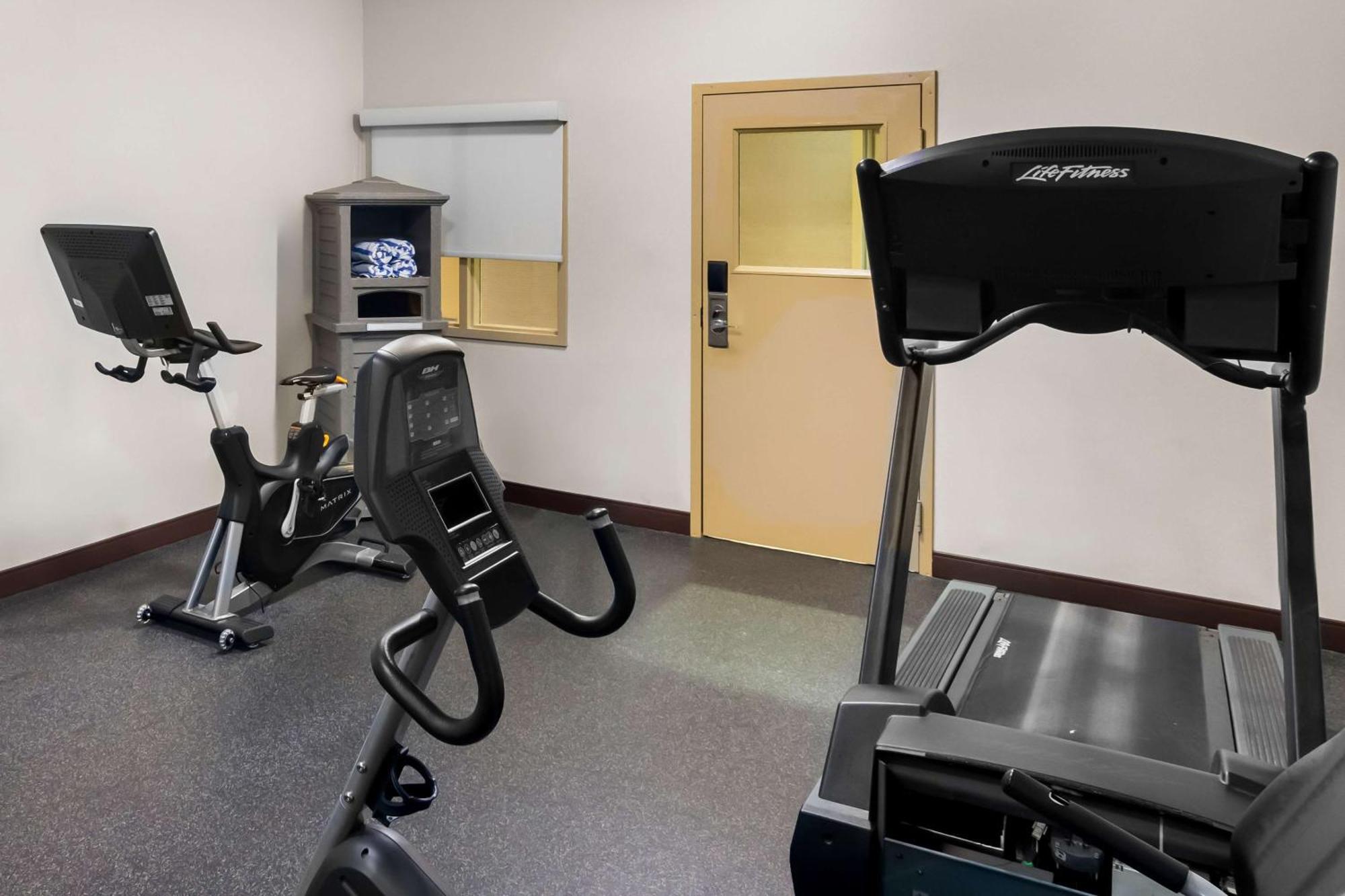 Best Western Plus Osoyoos Hotel & Suites Екстер'єр фото