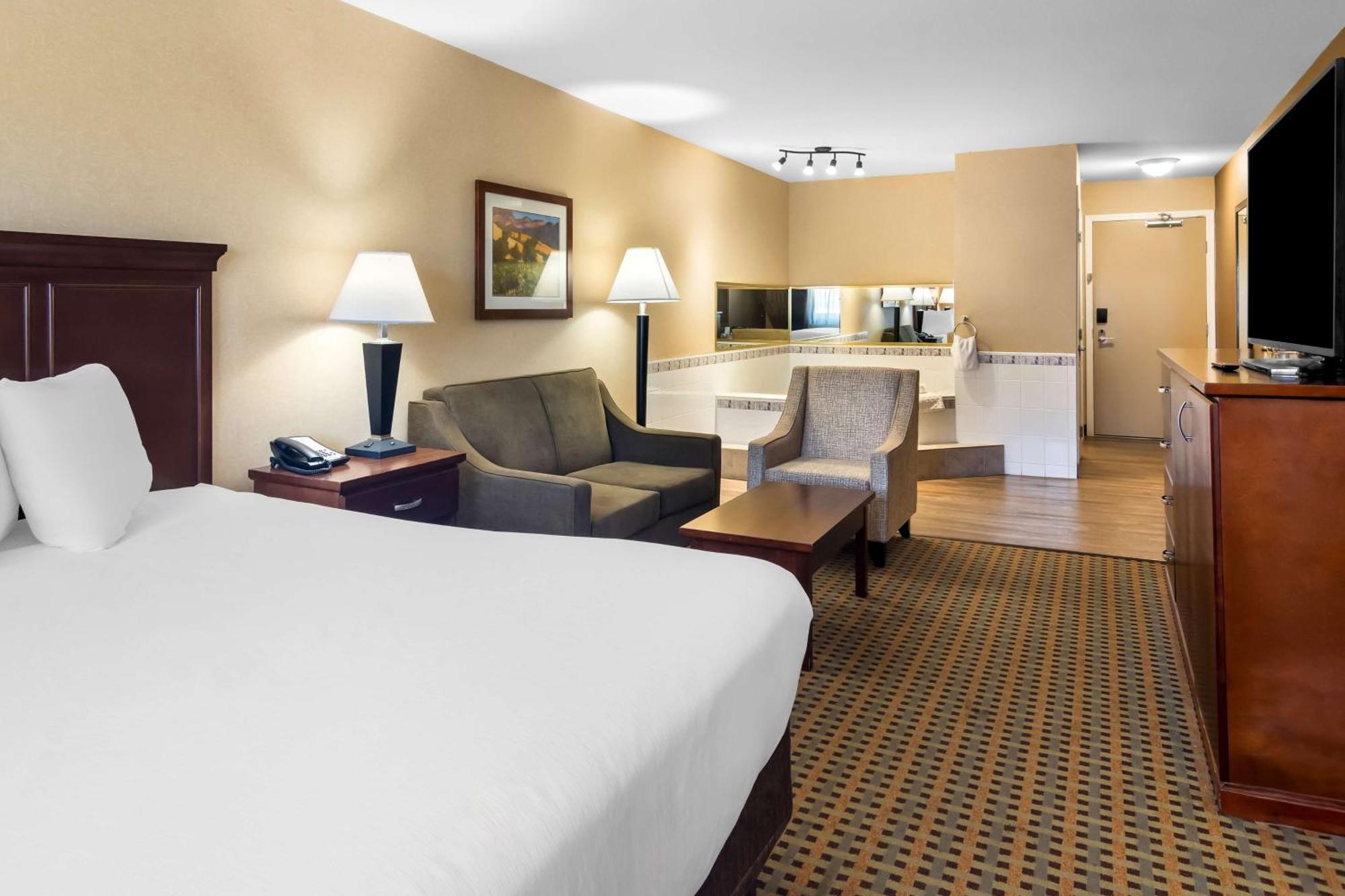 Best Western Plus Osoyoos Hotel & Suites Екстер'єр фото