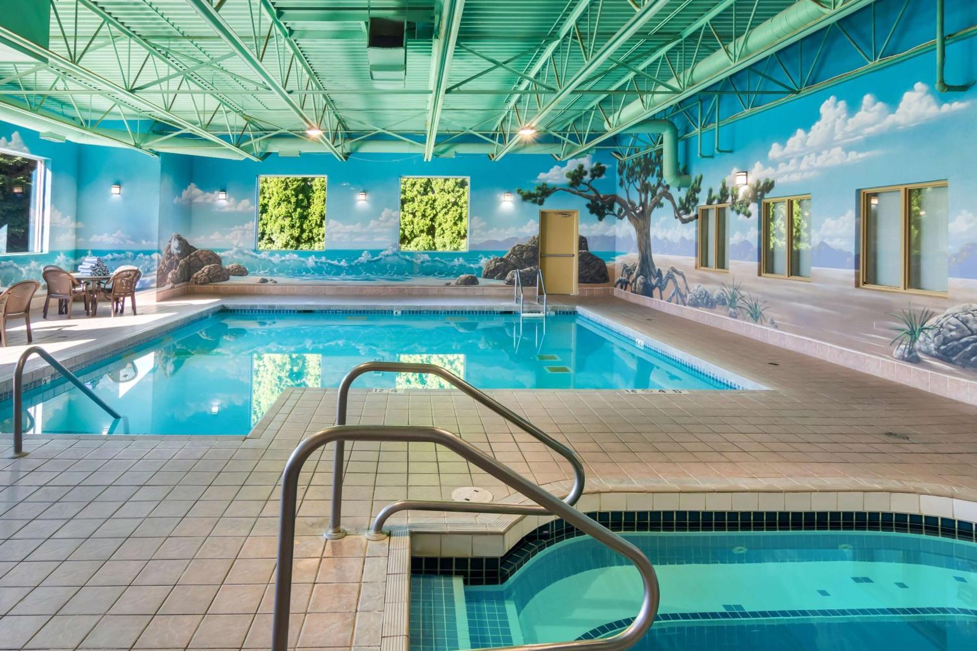 Best Western Plus Osoyoos Hotel & Suites Екстер'єр фото