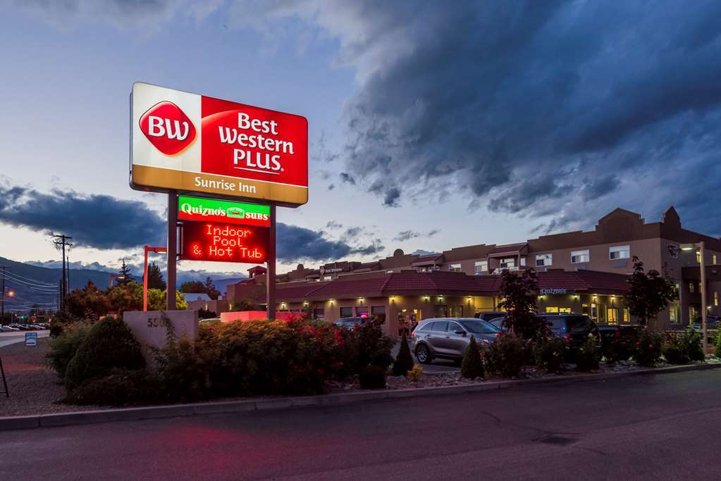 Best Western Plus Osoyoos Hotel & Suites Екстер'єр фото