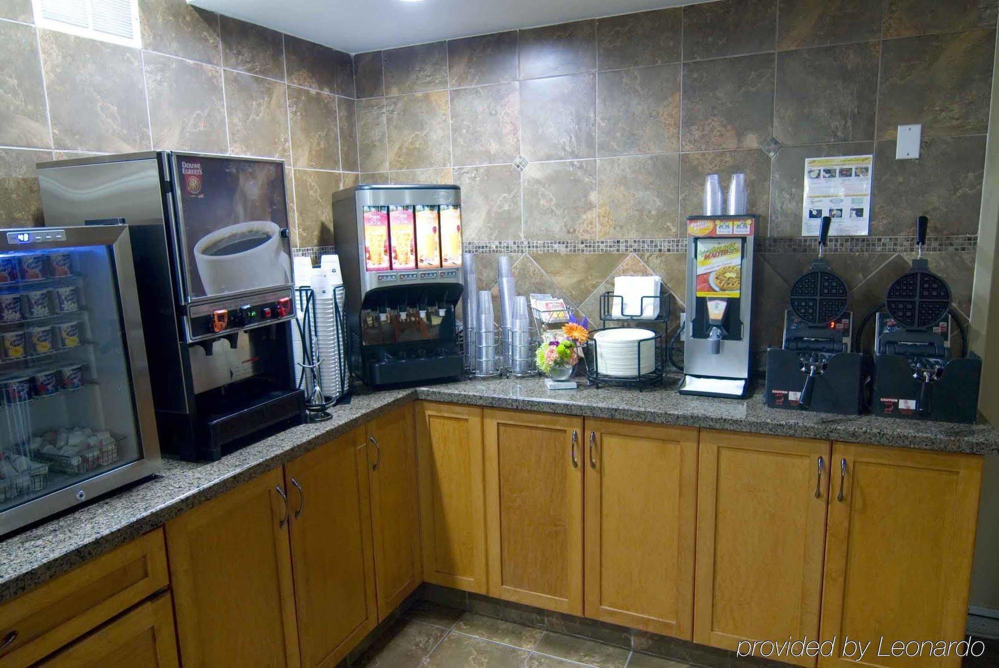 Best Western Plus Osoyoos Hotel & Suites Ресторан фото